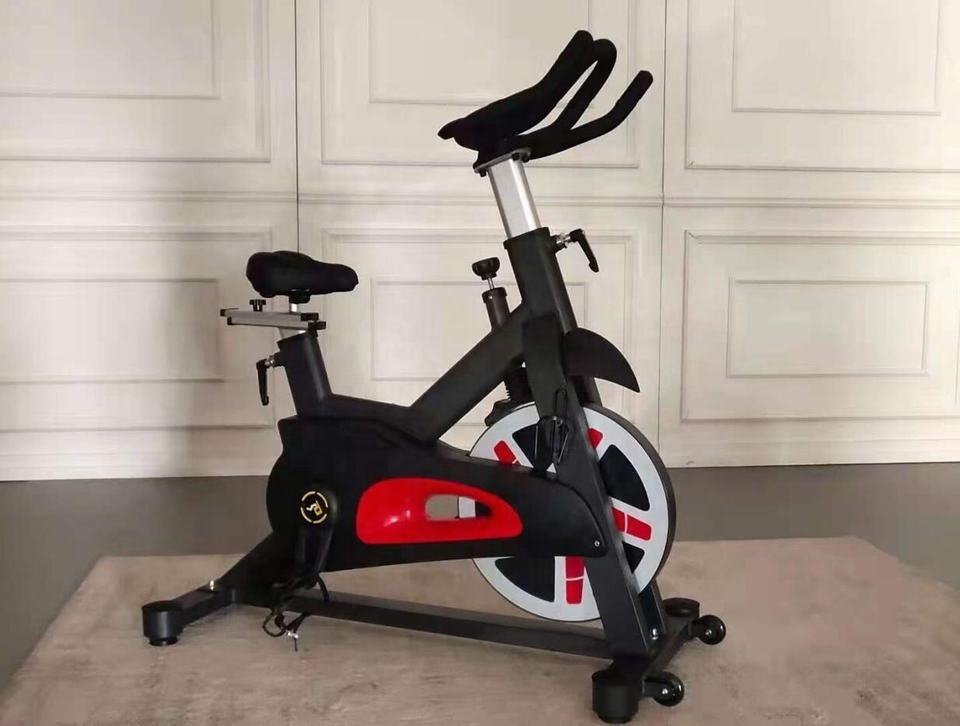 Vélo de spinning vertical à co - Home Gym Bike avis et prix